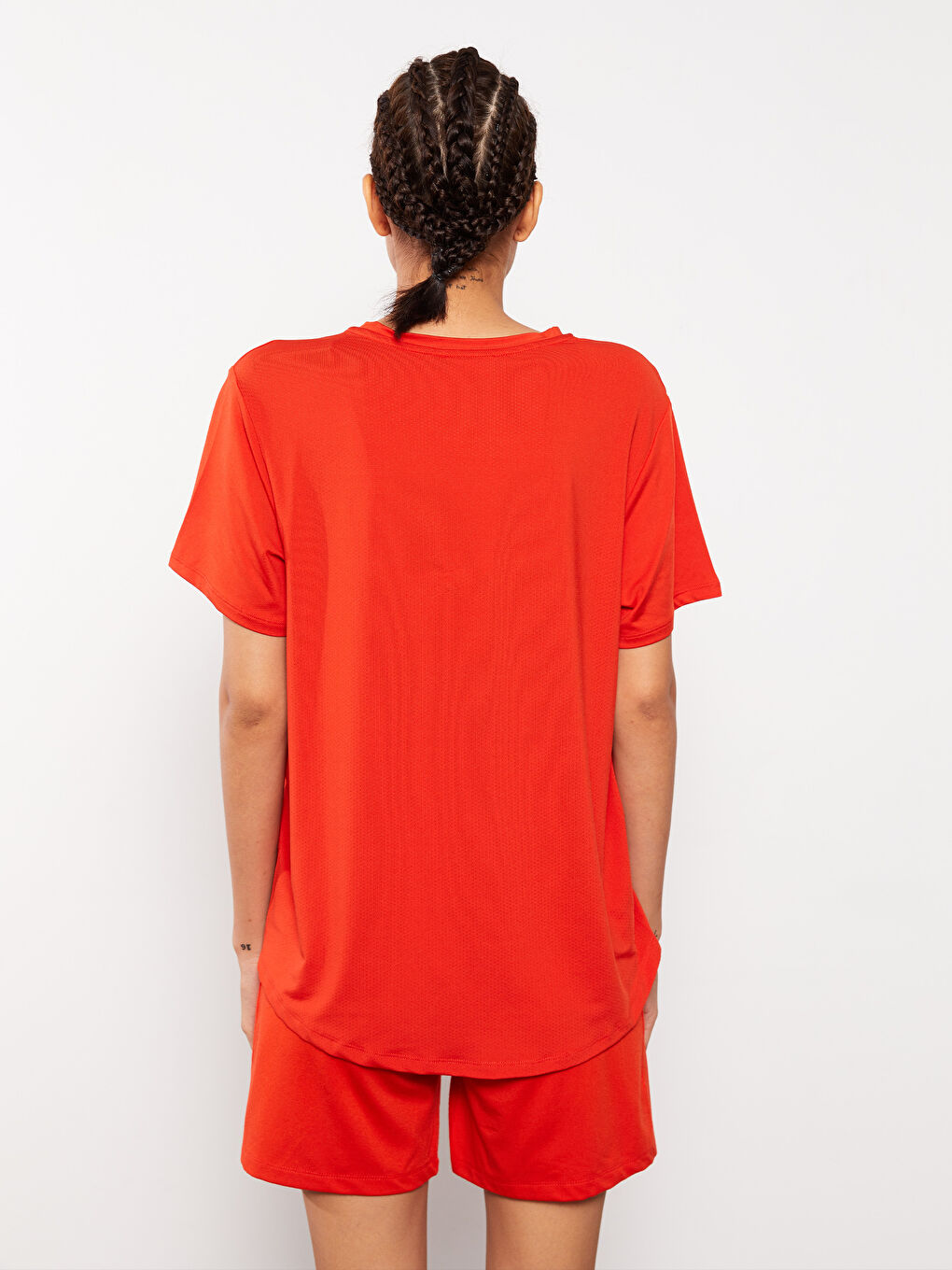 Turuncu Bisiklet Yaka Düz Kısa Kollu Kadın Tişört-4