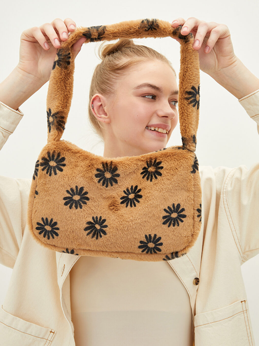 Floral Patterned Women's Fur Baguette Bag-2