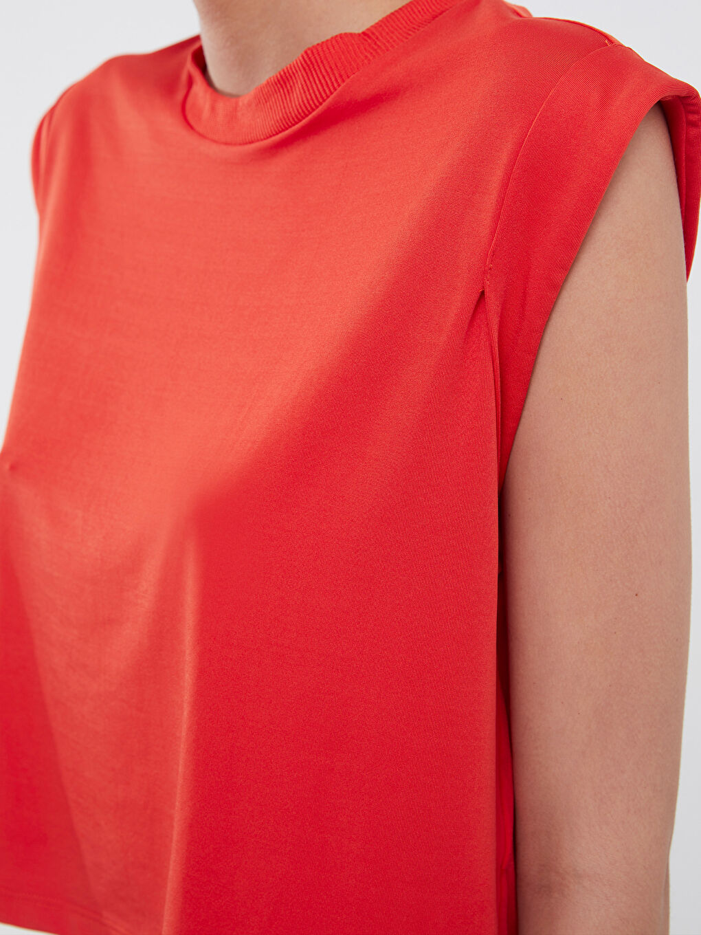 Crew Neck Printed Short Sleeve Women's Sports T-Shirt-3