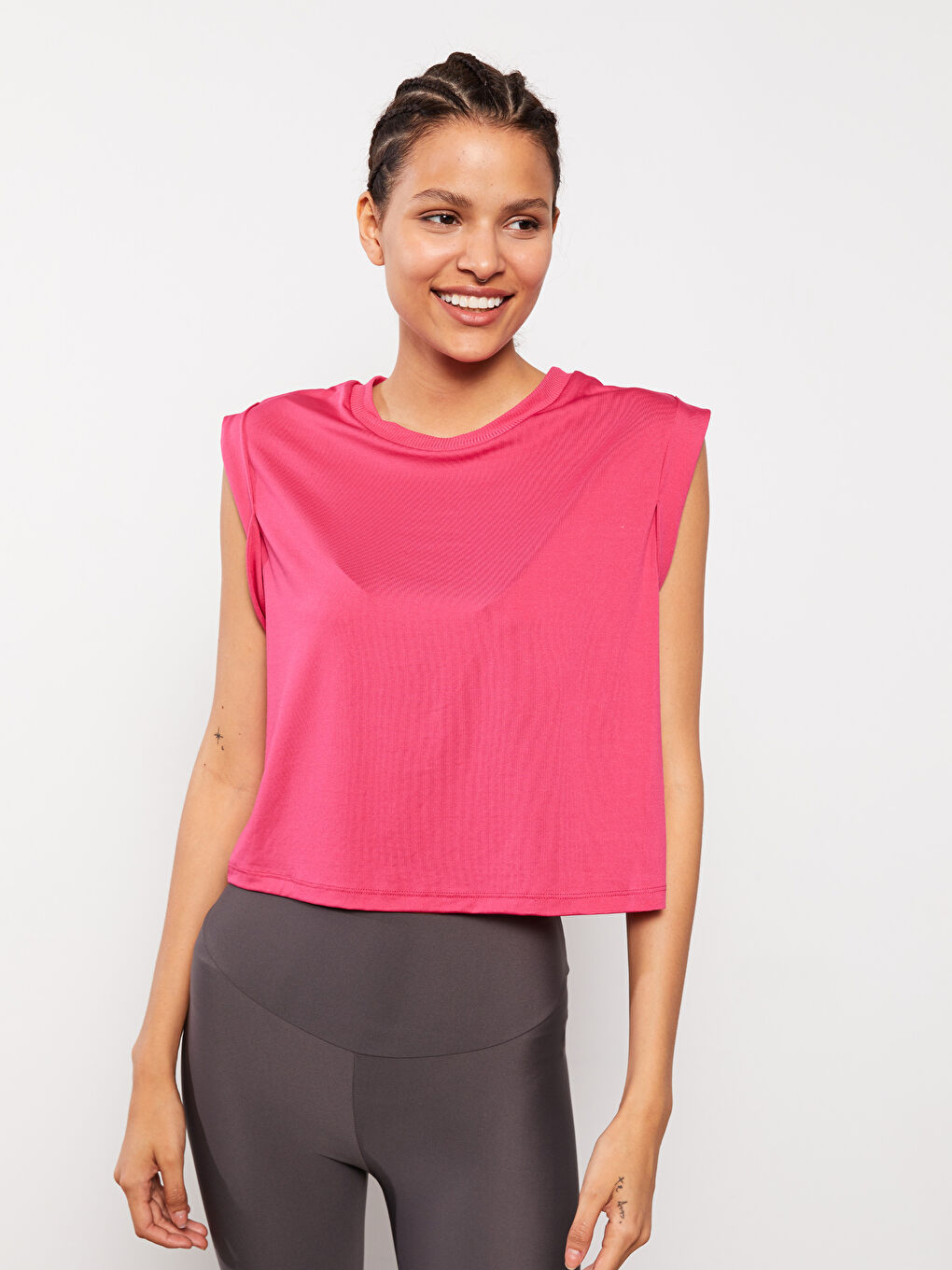 Fuşya Bisiklet Yaka Baskılı Kısa Kollu Kadın Spor Tişört