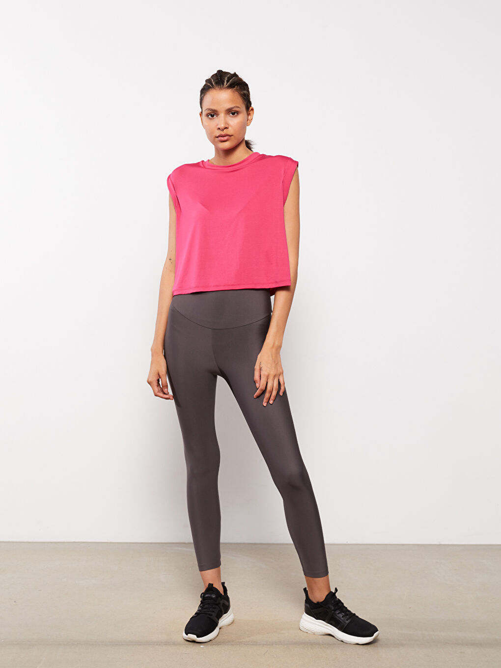 Fuşya Bisiklet Yaka Baskılı Kısa Kollu Kadın Spor Tişört-2