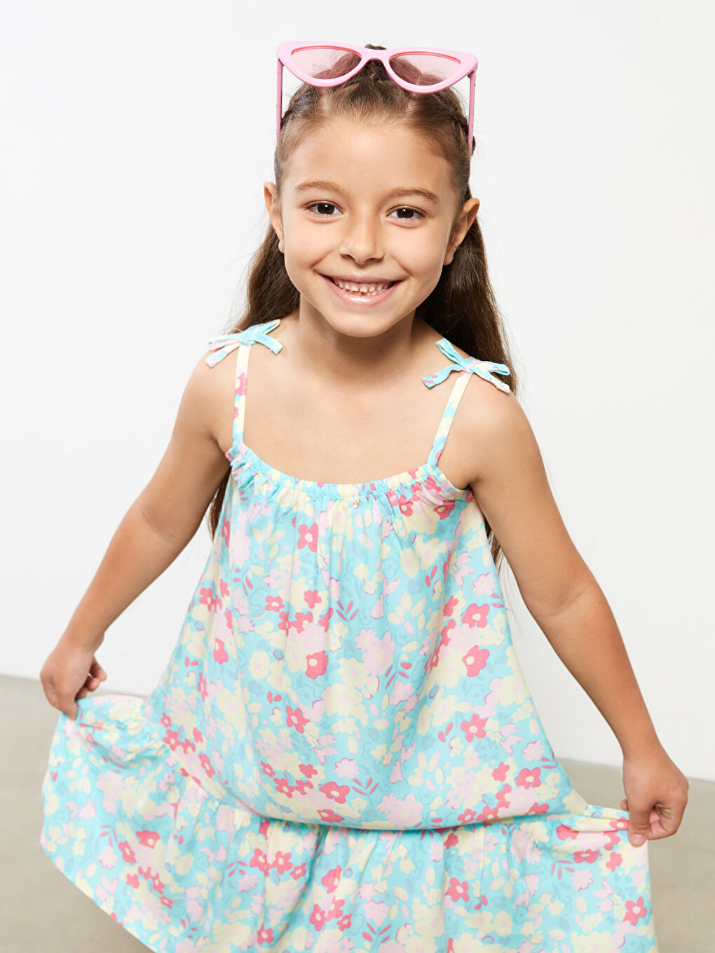 Turkuaz Kare Yaka Desenli Askılı Kız Çocuk Elbise-1