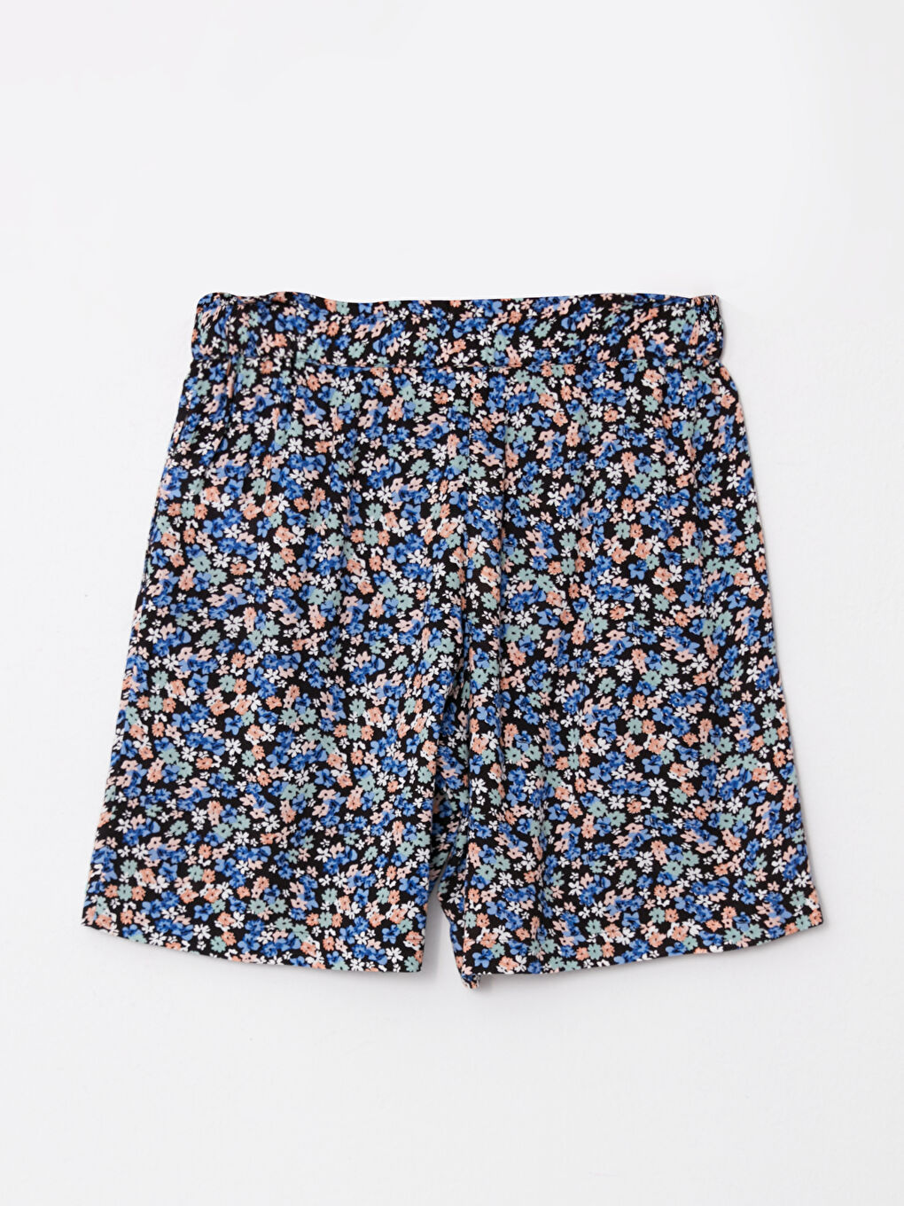 LC Waikiki Elastic Waist Patterned Viscose Women's Shorts -S2I406Z8-LQQ