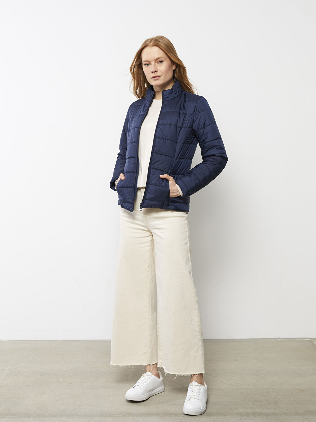 Lacivert Dik Yaka Düz Uzun Kollu Kadın Şişme Mont-2