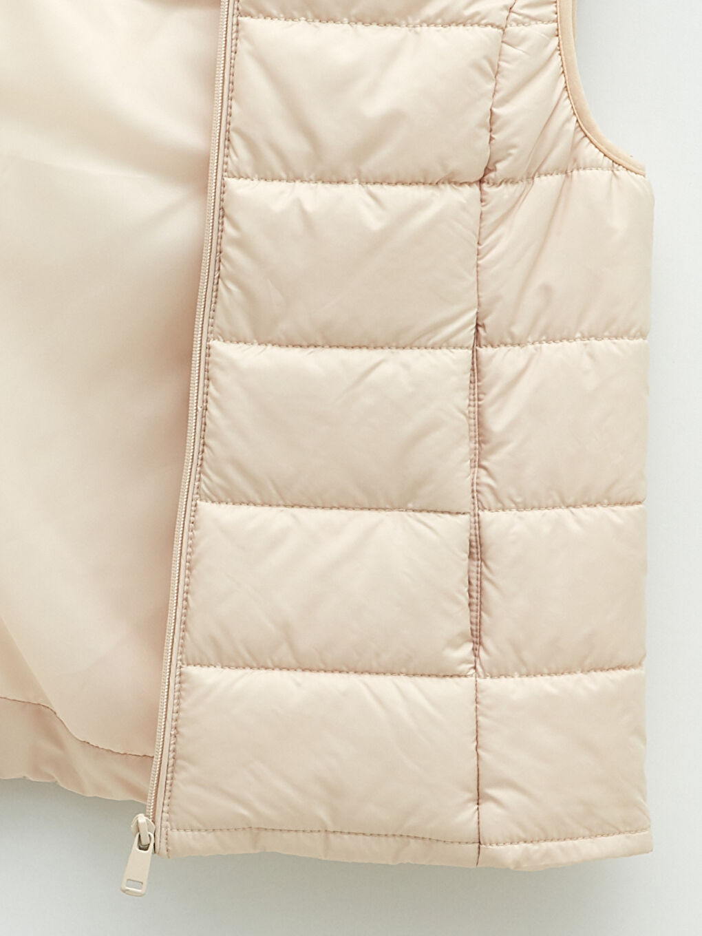 Bej Kadın Dik Yaka Düz Şişme Yelek-9