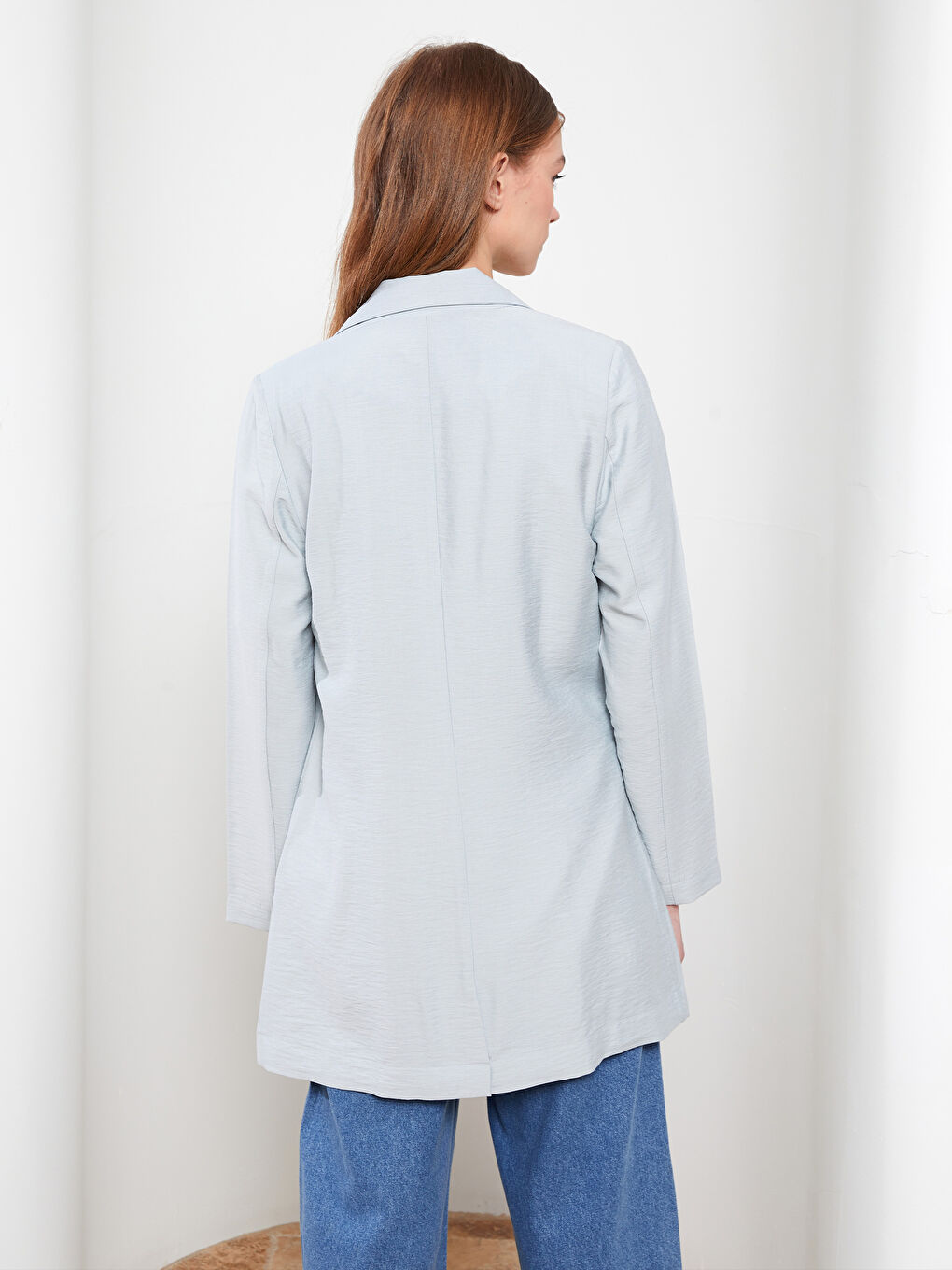 جاكيت للسيدات بأزرار أمامية وكم طويل مستقيم-9