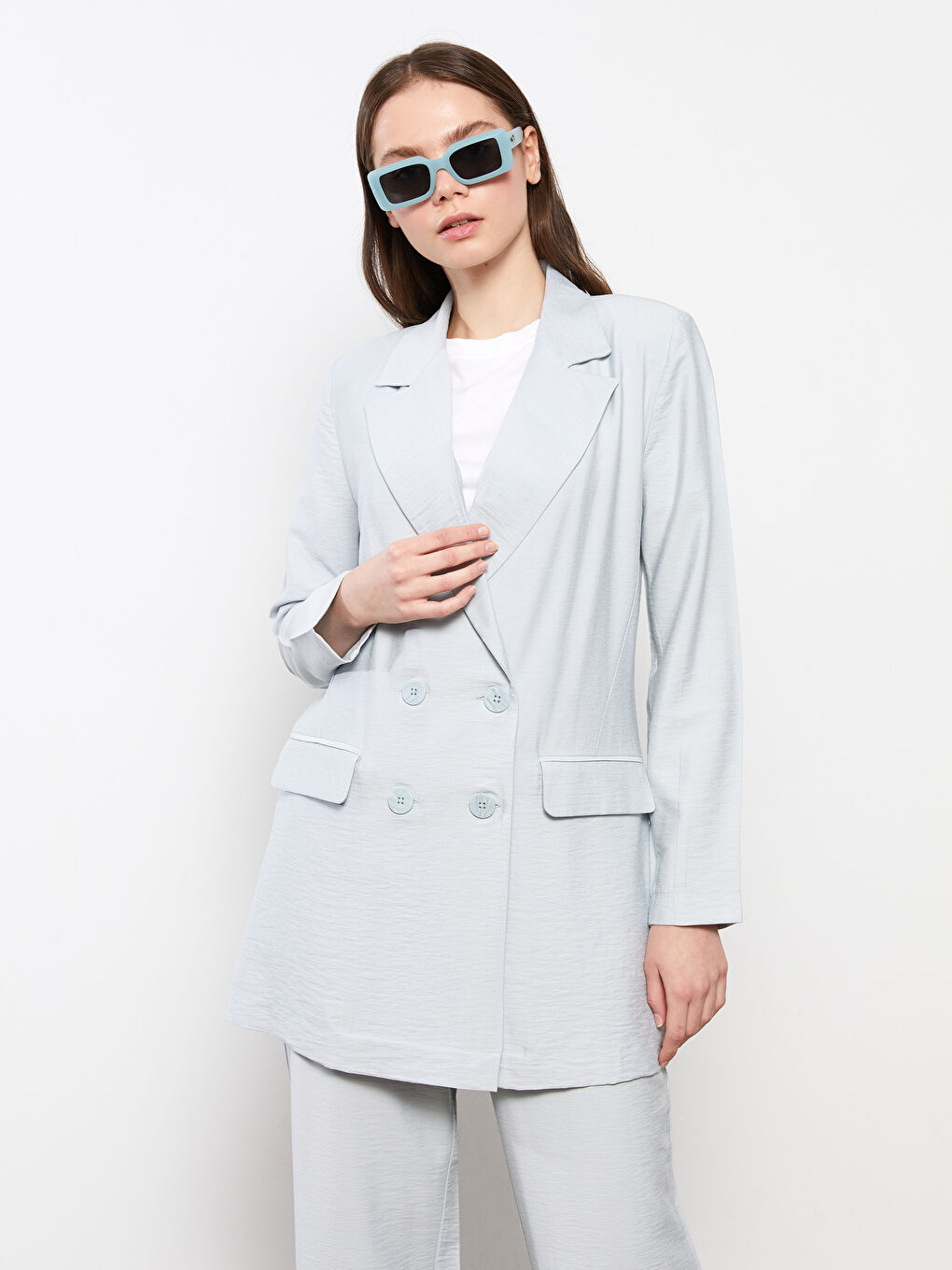 جاكيت للسيدات بأزرار أمامية وكم طويل مستقيم-2