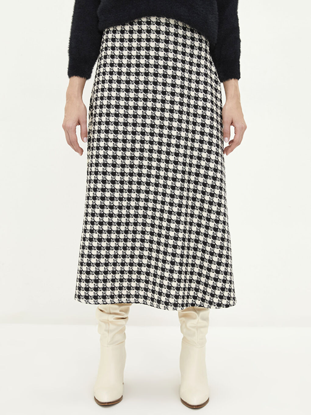 Siyah Beli Fermuarlı Kazayağı Desenli Kadın Kloş Etek-1