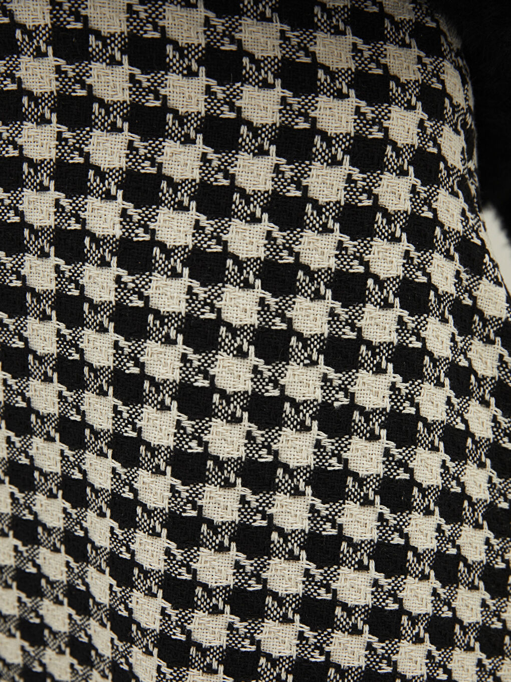 Siyah Beli Fermuarlı Kazayağı Desenli Kadın Kloş Etek-2