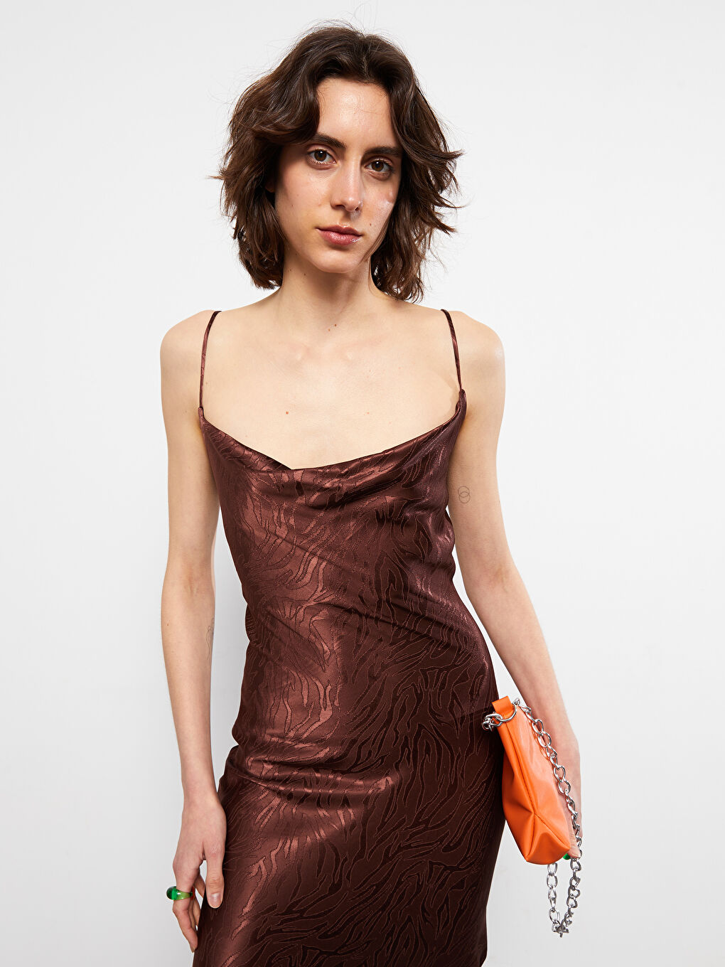 Flowy Collar Patterned A-Line Satin Women's Dress with Straps-2