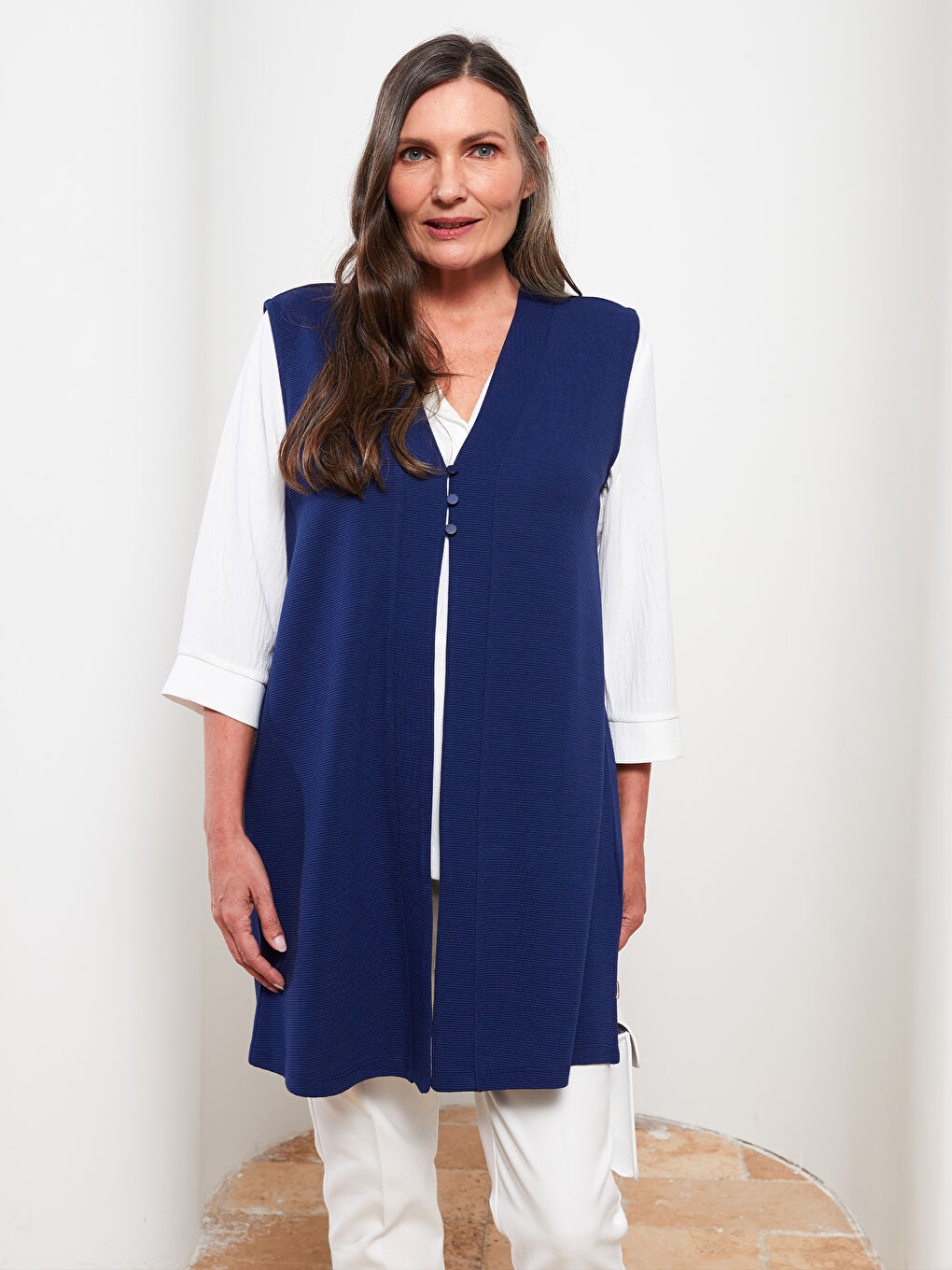 Lacivert Kadın V Yaka Düz Yelek-1