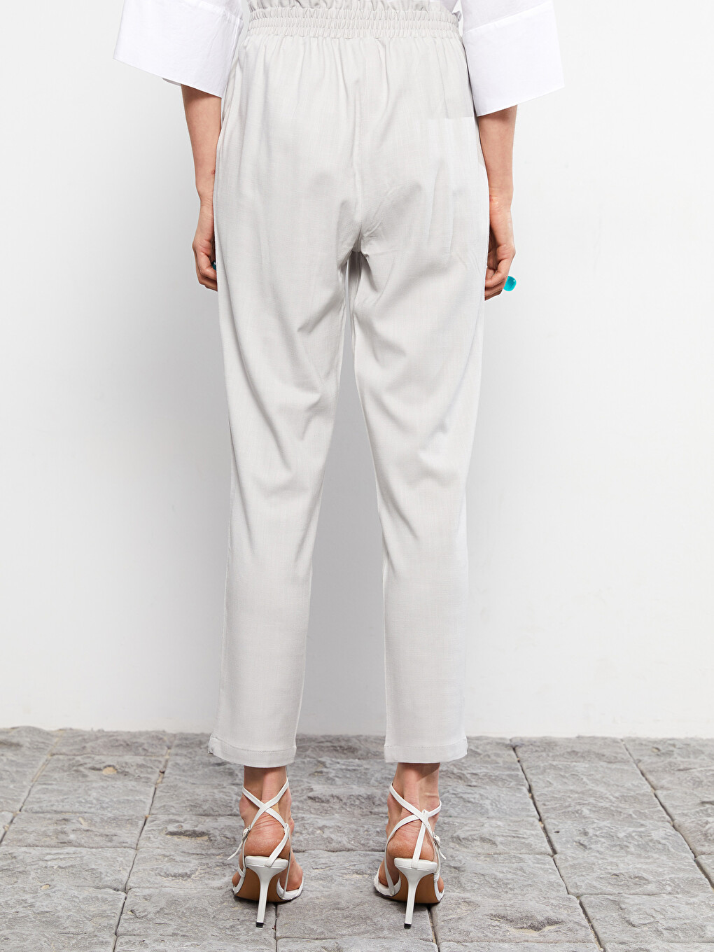 Women's Elastic Waist Relaxed Fit Plain Pants-4