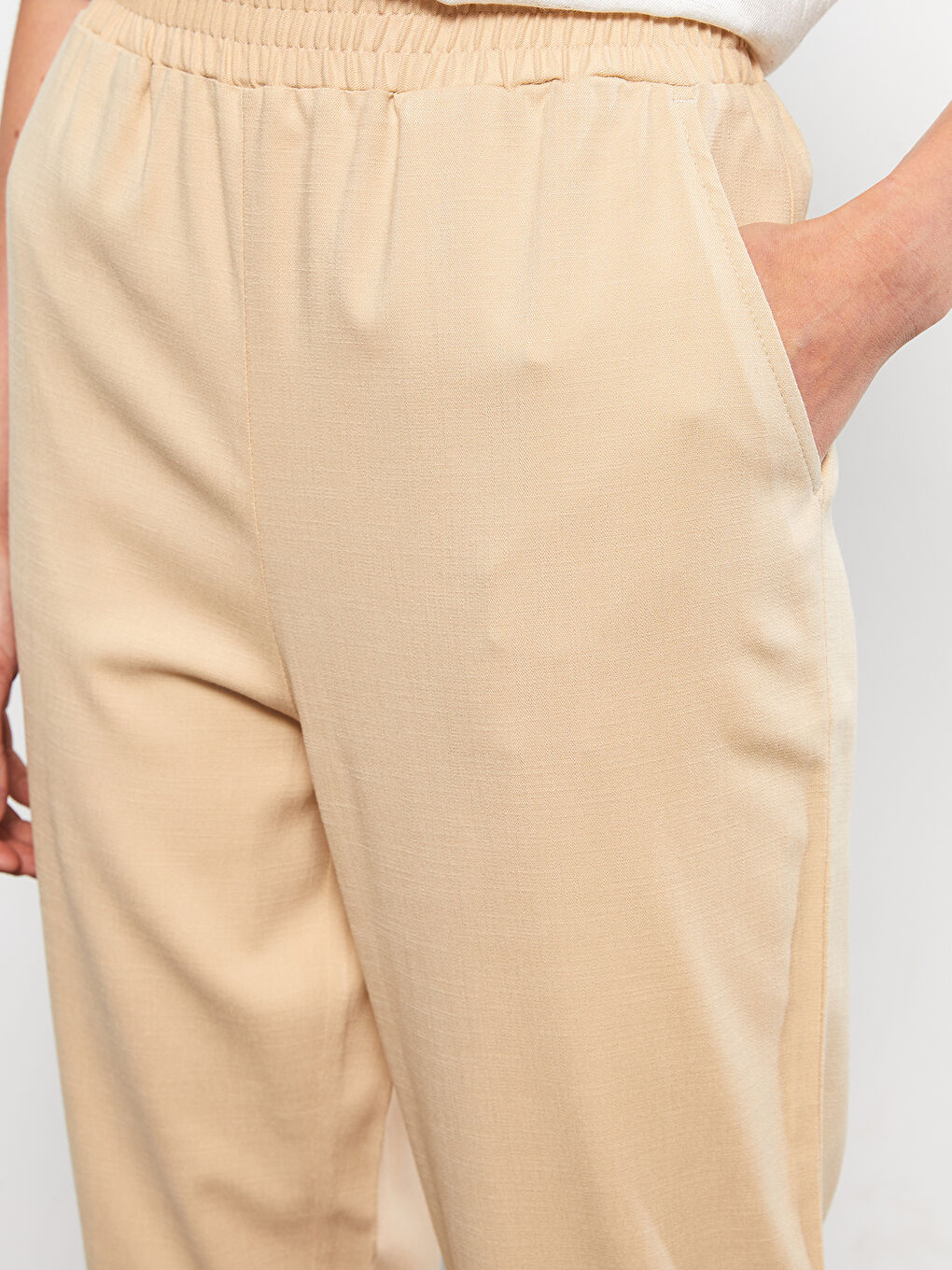 Women's Elastic Waist Relaxed Fit Regular Trousers -S2I550Z8-KNF