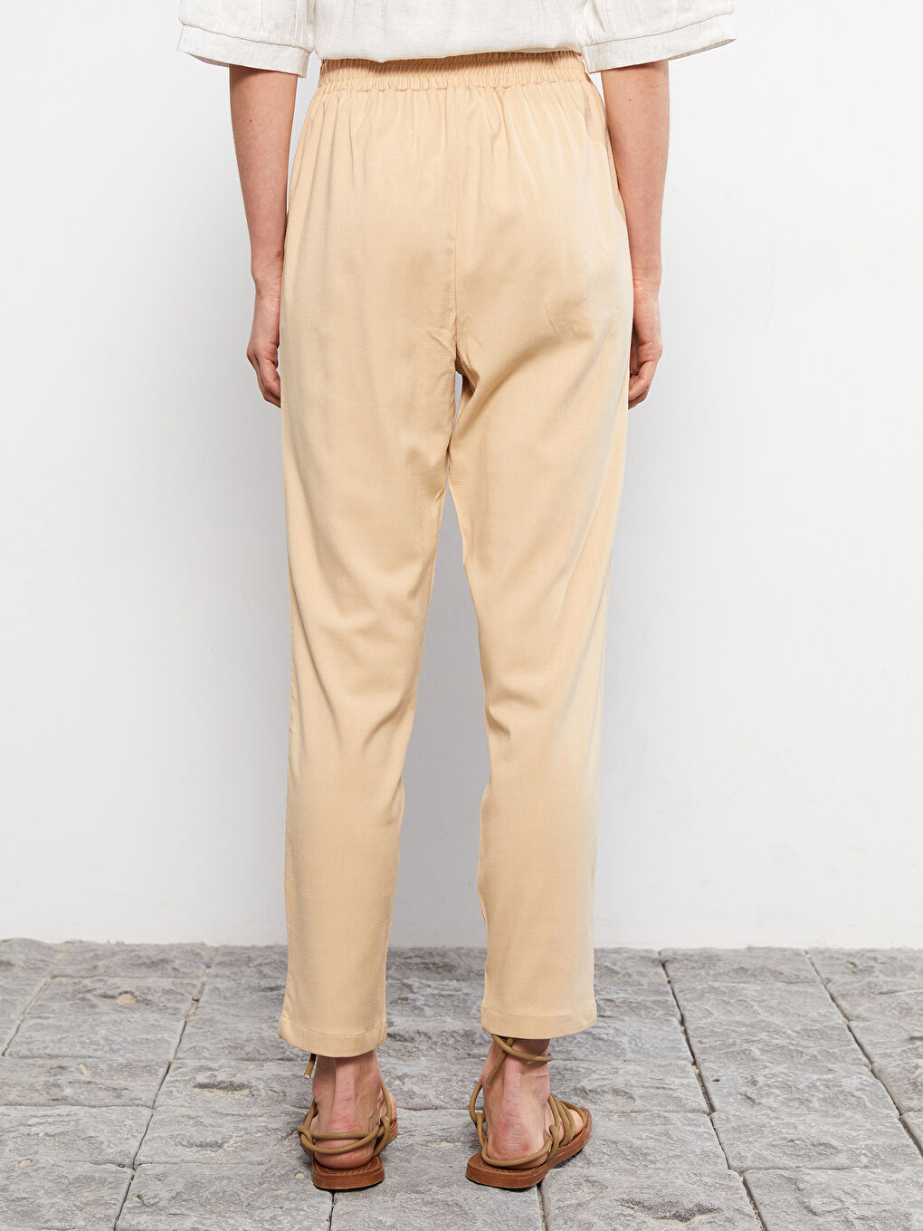 Women's Elastic Waist Relaxed Fit Regular Trousers -S2I550Z8-KNF