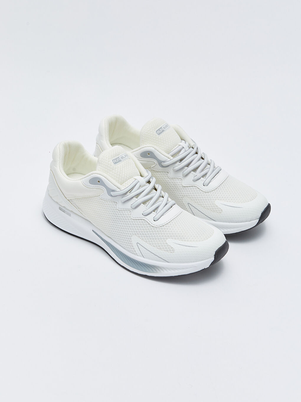 Beyaz Bağcıklı Erkek Aktif Spor Ayakkabı