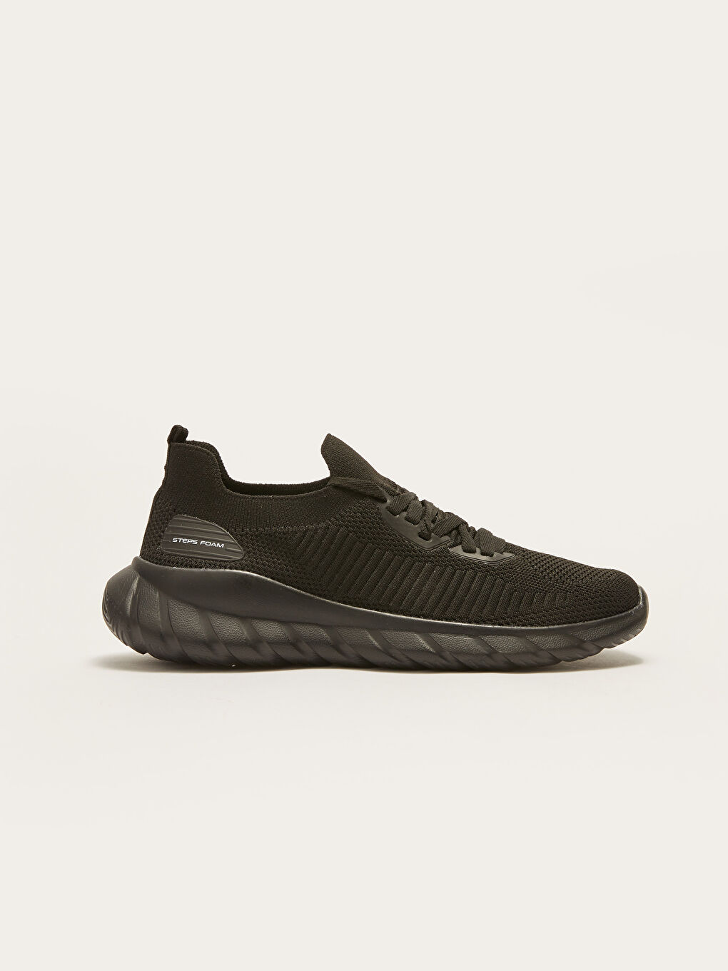 Siyah Bağcıklı Erkek Aktif Spor Ayakkabı-1