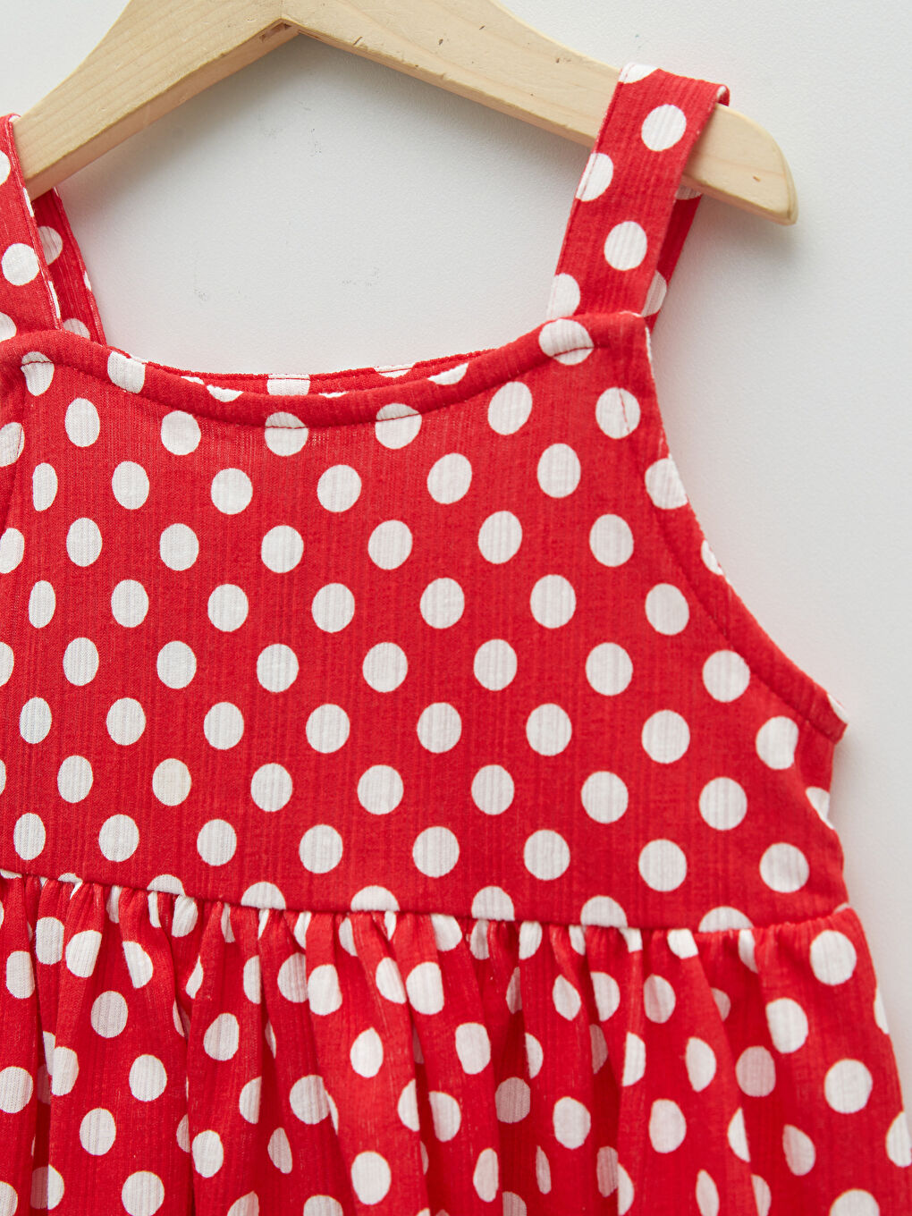 Robe Fille Bébé à Pois avec Col Carré et Fines Bretelles-2