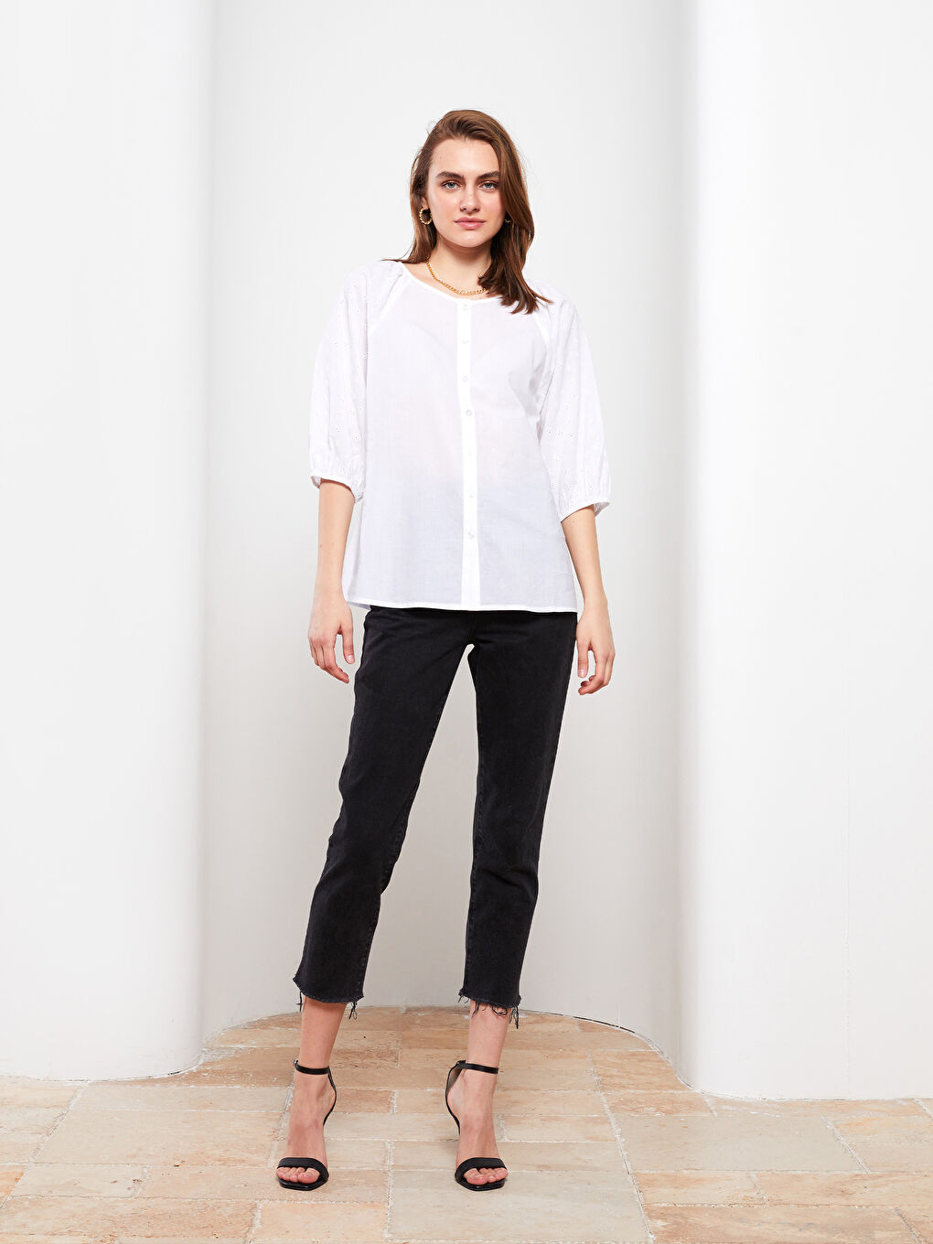 LCWAIKIKI Classic Boat Neck Embroidered Poplin Women's Blouse -S2I692Z8-RVK