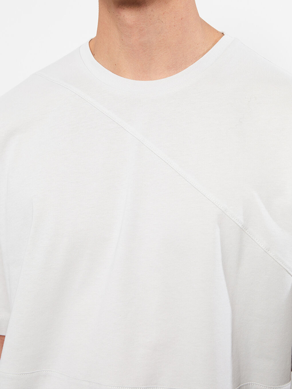 Gri Oversize Bisiklet Yaka Kısa Kollu Penye Erkek Tişört-3