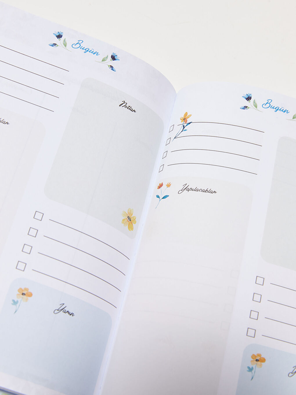 Orta Boy Günlük Planlayıcı Defter-1