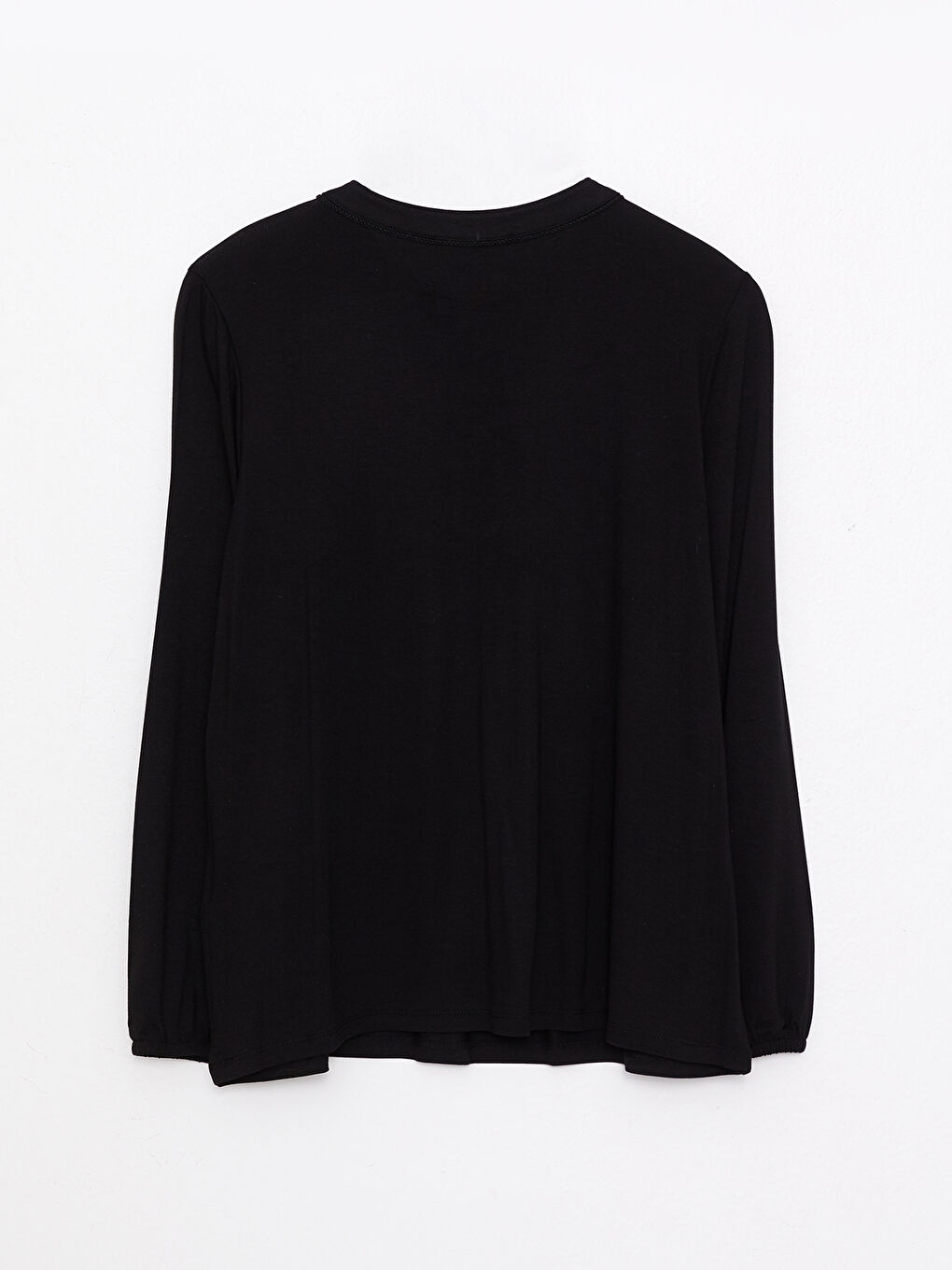 Siyah Bağlamalı Yaka Nakışlı Uzun Kollu Kadın Bluz-6