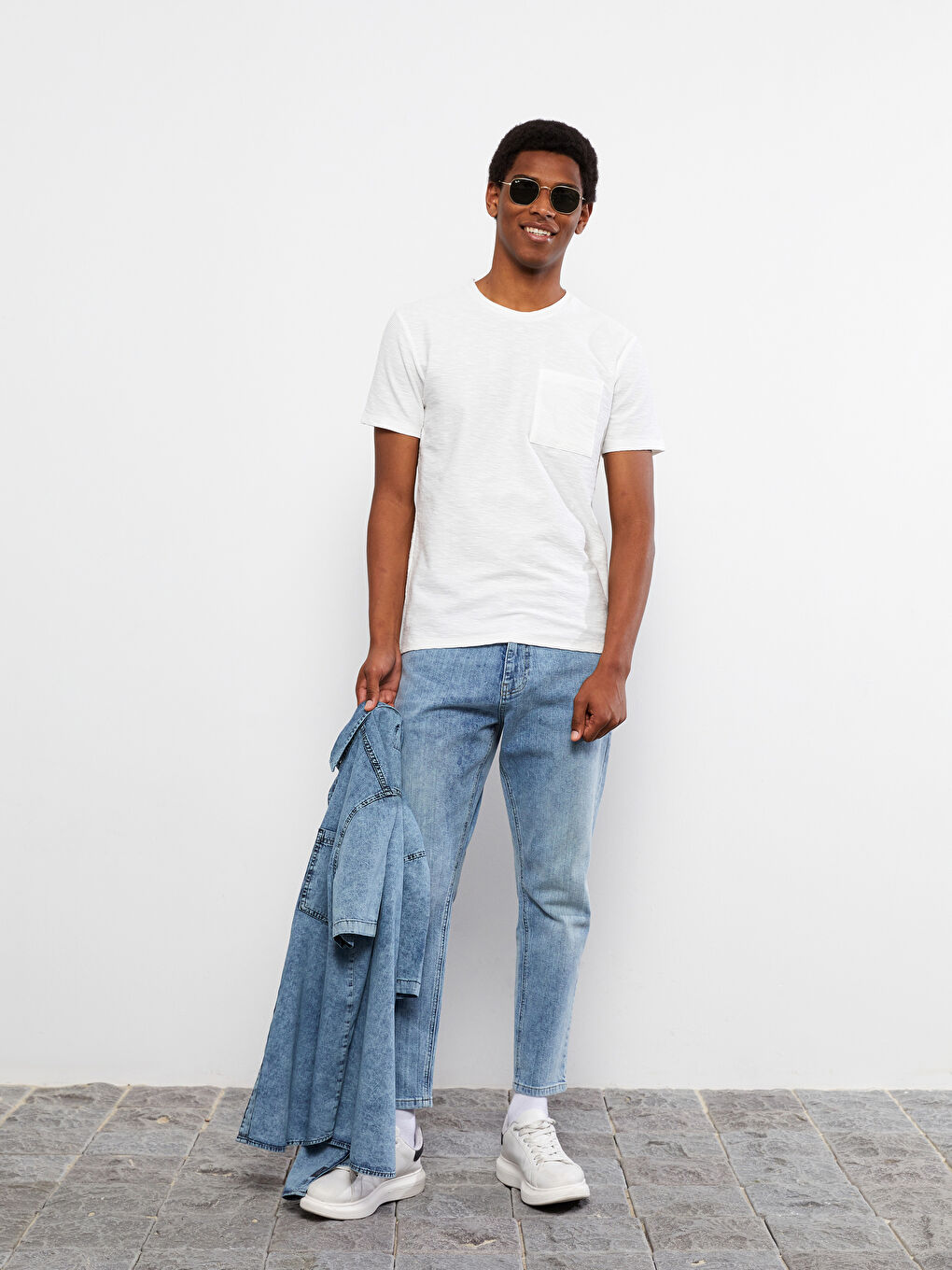 Ekru Bisiklet Yaka Kısa Kollu Basic Penye Erkek Tişört-1