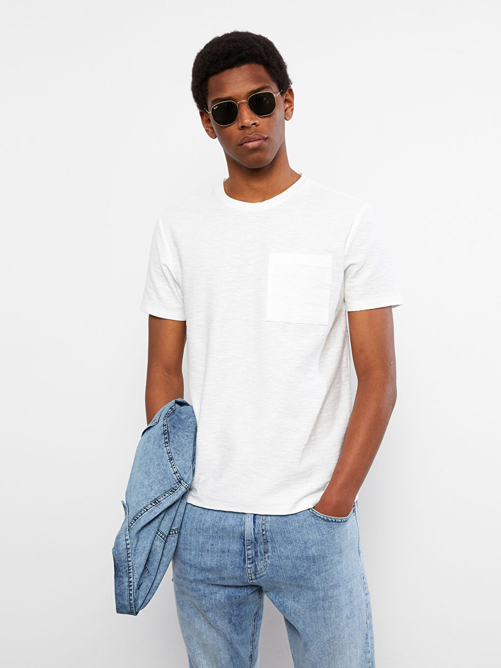 Ekru Bisiklet Yaka Kısa Kollu Basic Penye Erkek Tişört-2