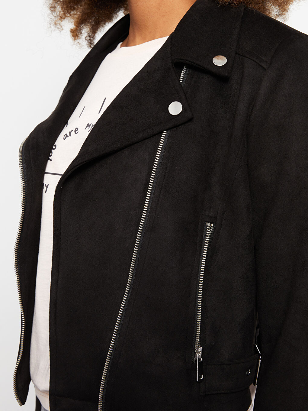 جاكيت جلد صناعي سادة بياقة بايكر للسيدات-4