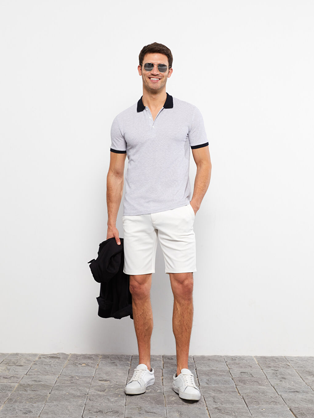 Beyaz Polo Yaka Kısa Kollu Erkek Tişört-2