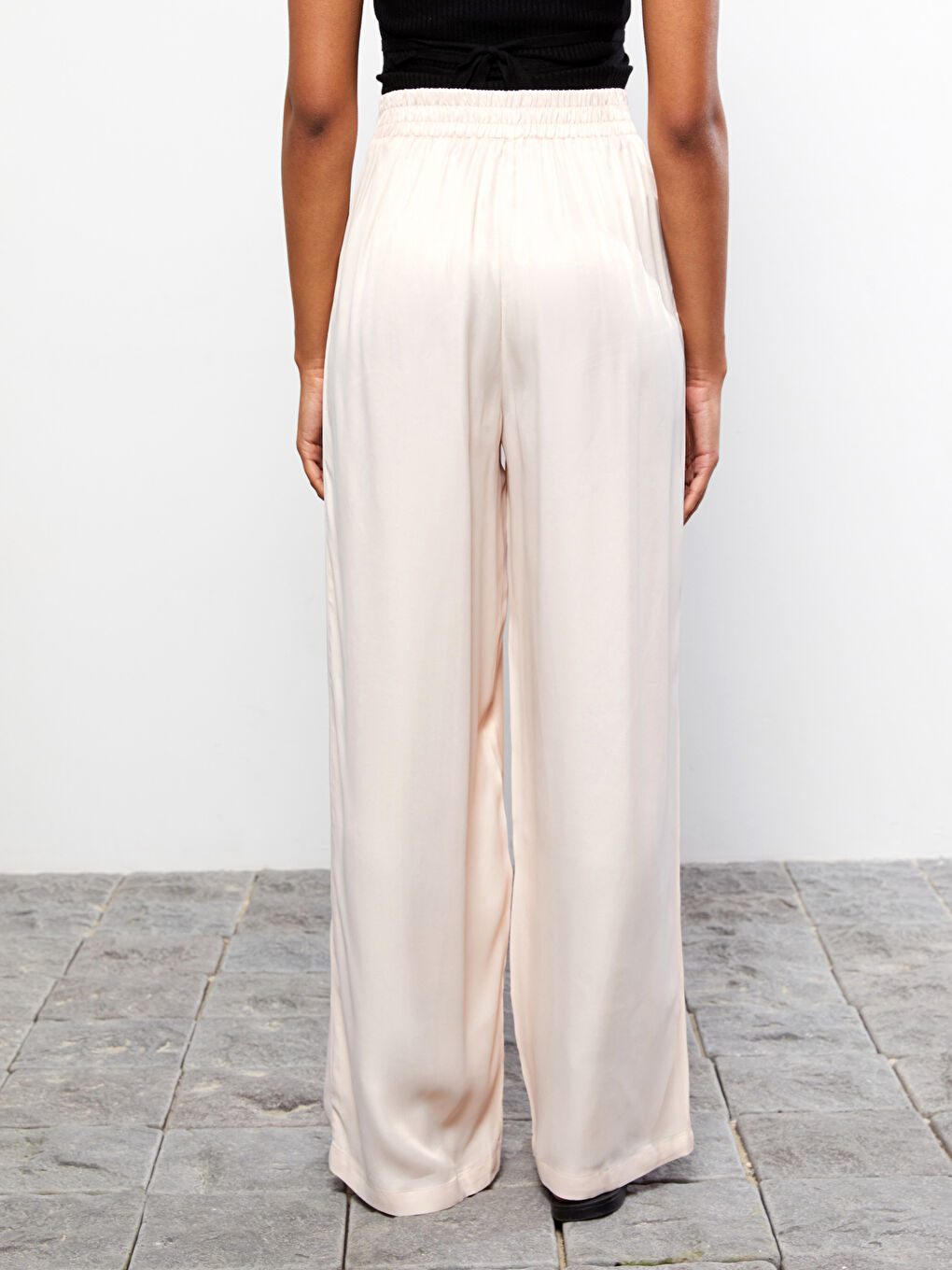 Pembe Beli Lastikli Rahat Kalıp Düz Viskon Kadın Pantolon-4