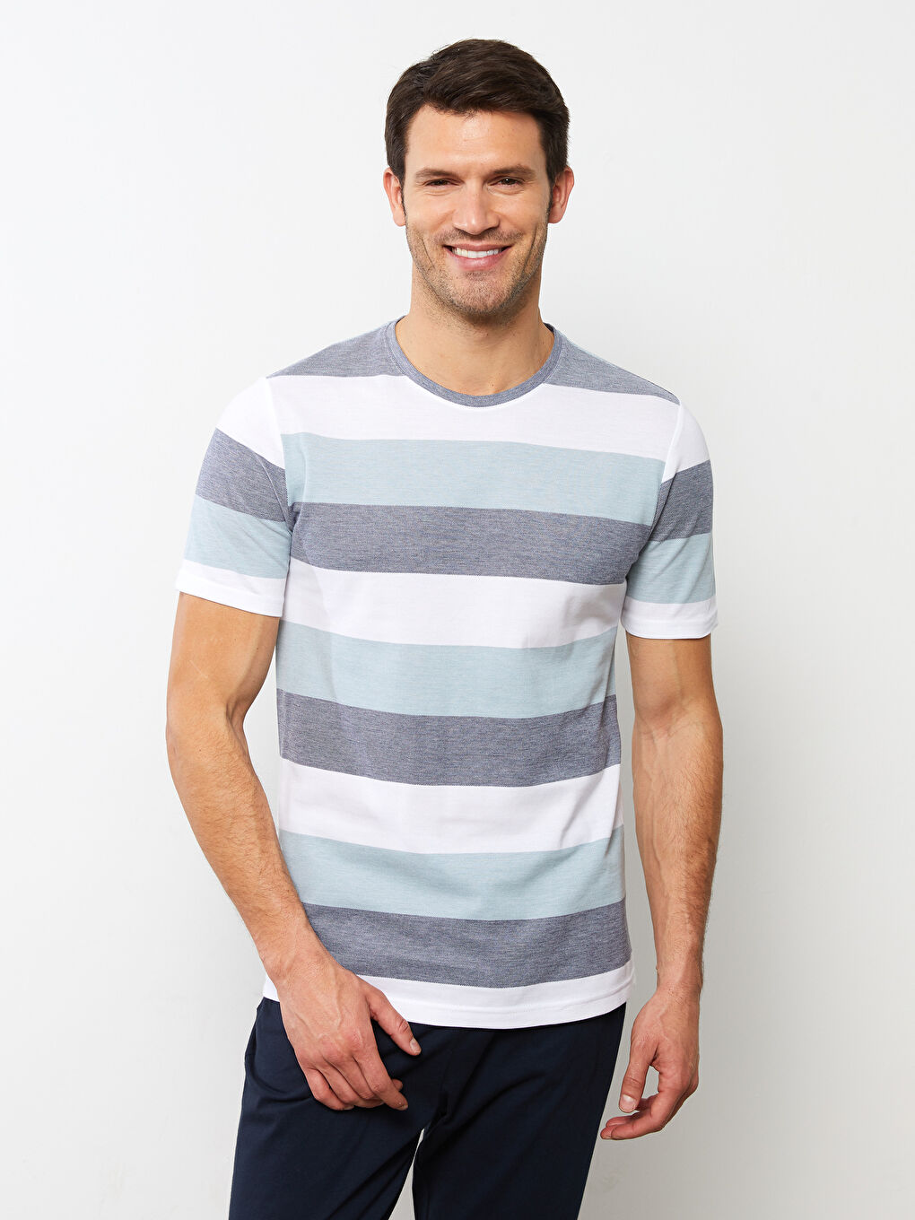 LC WAIKIKI Regular Fit Men's Pyjama Set -S2I944Z8-RFF