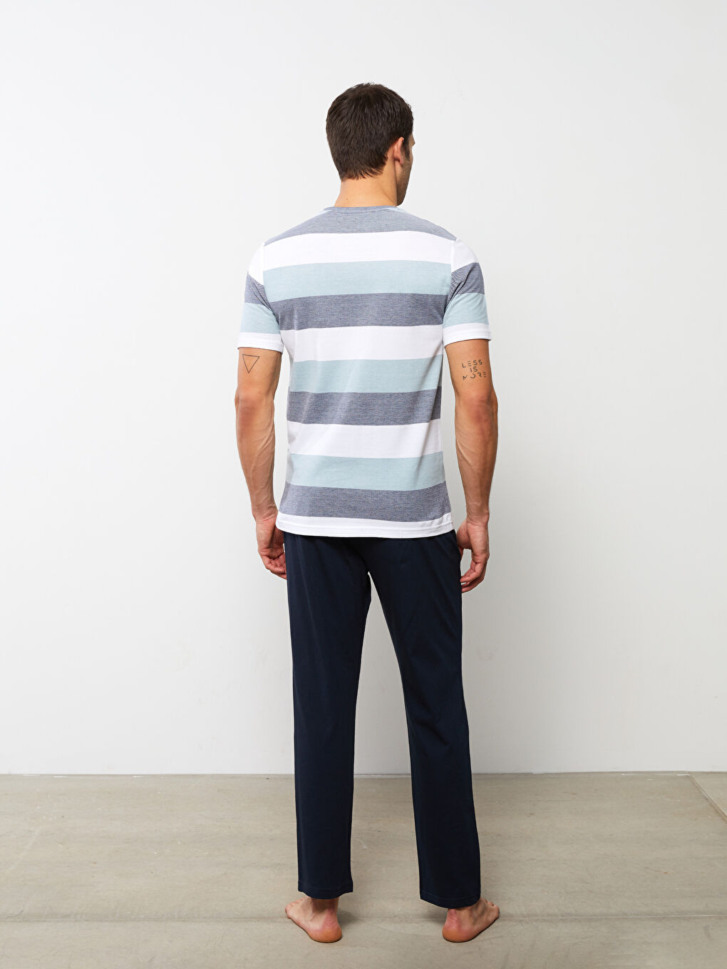 LC WAIKIKI Regular Fit Men's Pyjama Set -S2I944Z8-RFF