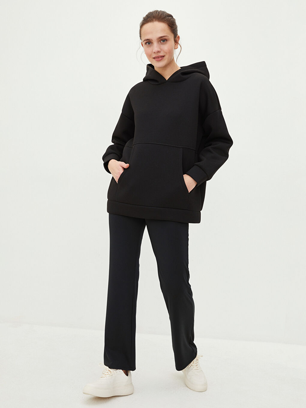 Siyah Kapüşonlu Düz Uzun Kollu Dalgıç Kumaş Kadın Sweatshirt Tunik-3