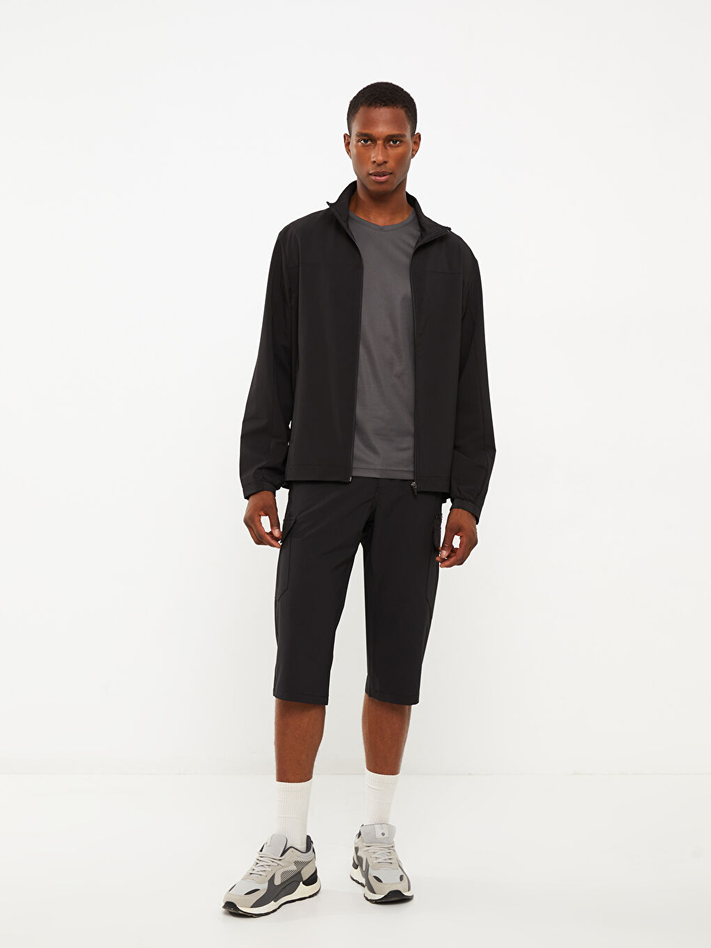 Siyah Standart Kalıp Erkek Bermuda Şort-1