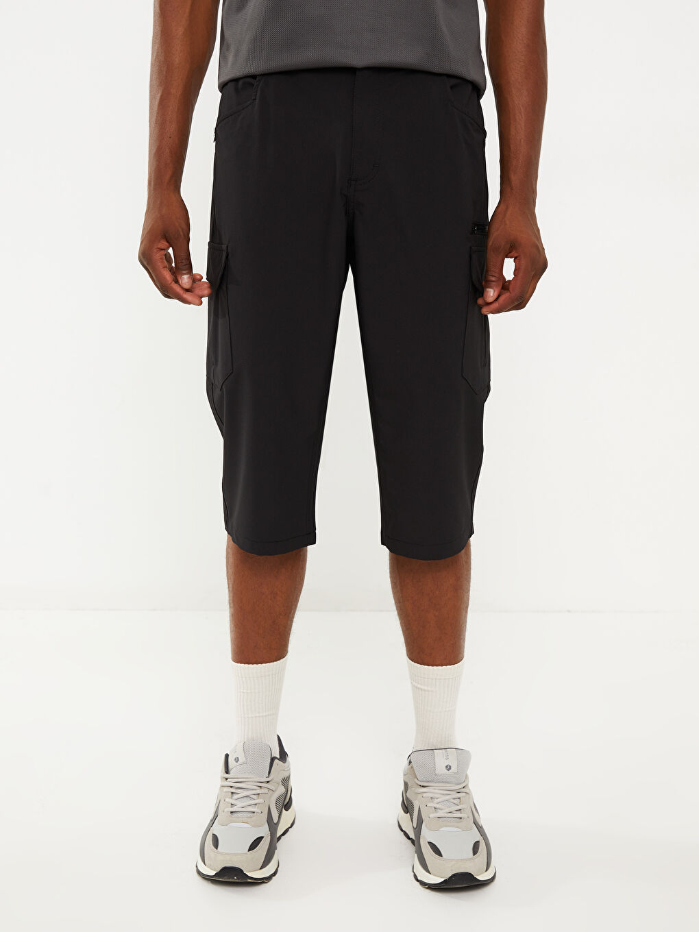 Siyah Standart Kalıp Erkek Bermuda Şort-2