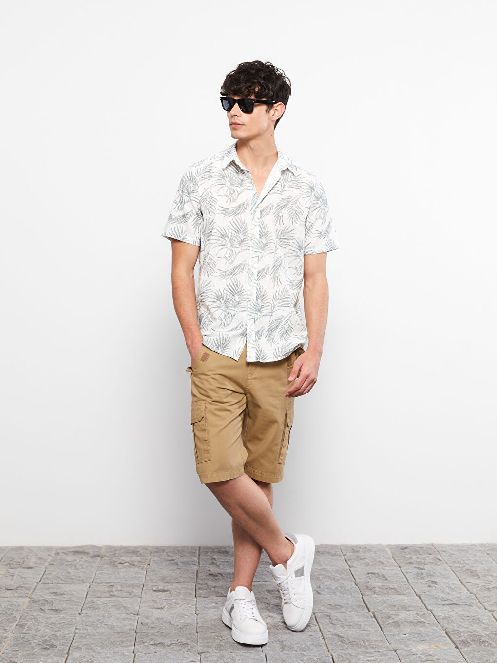 Haki Regular Fit Kısa Kollu Desenli Poplin Erkek Gömlek-2