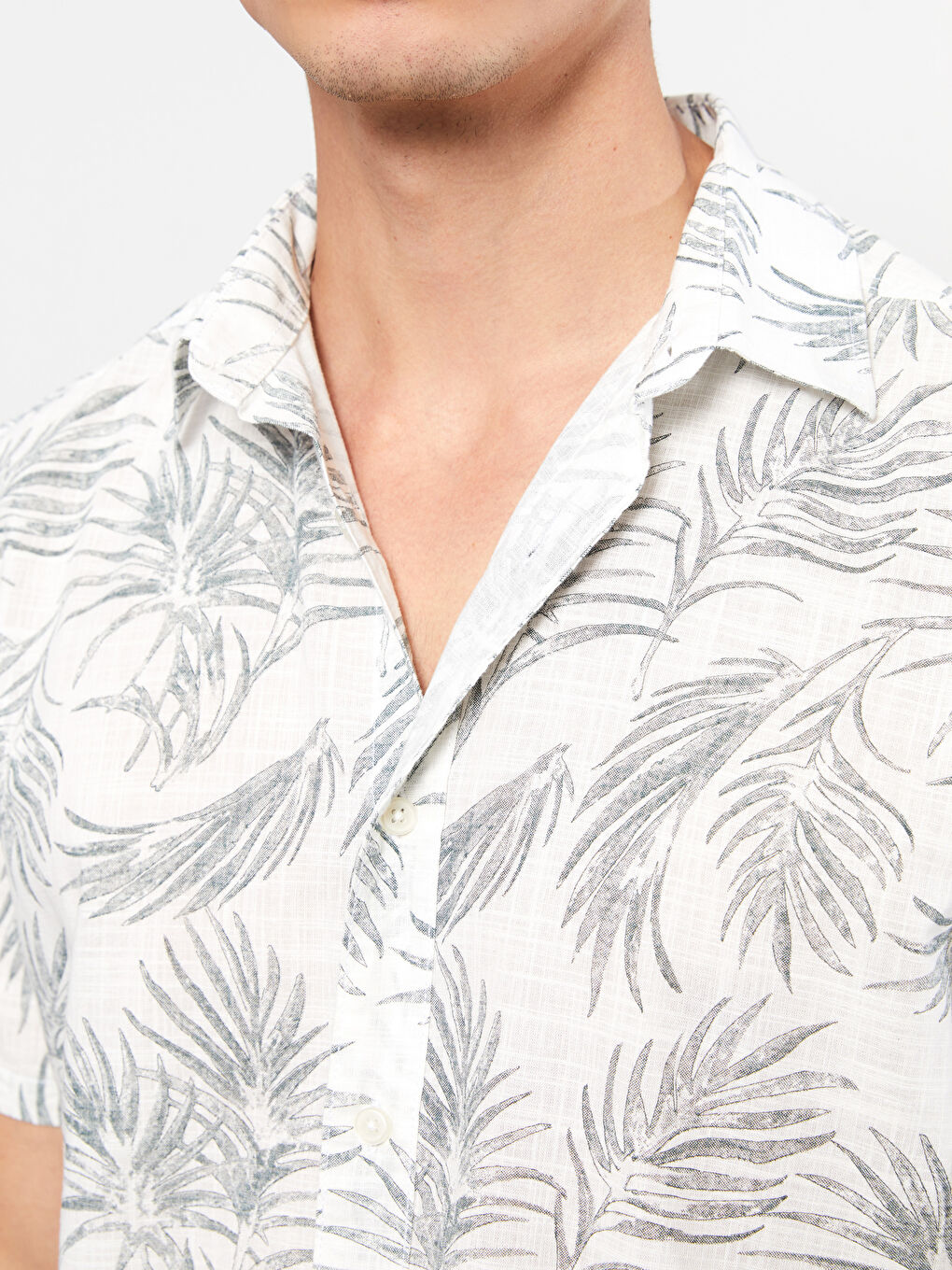 Haki Regular Fit Kısa Kollu Desenli Poplin Erkek Gömlek-3