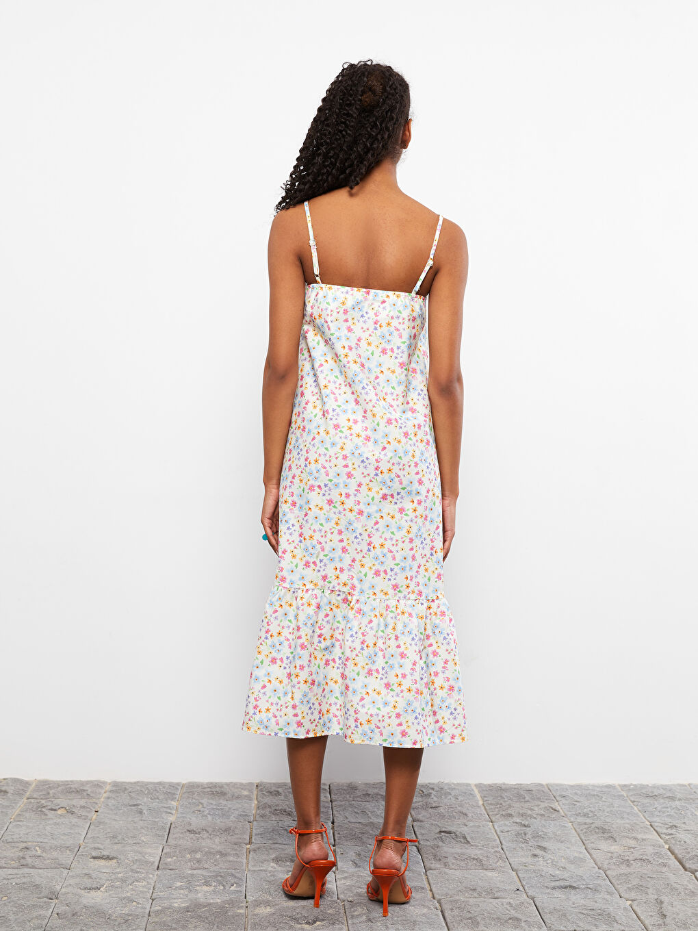 Ekru Kare Yaka Askılı Çiçekli Pamuklu Kadın Elbise Anne Kız Kombini-5