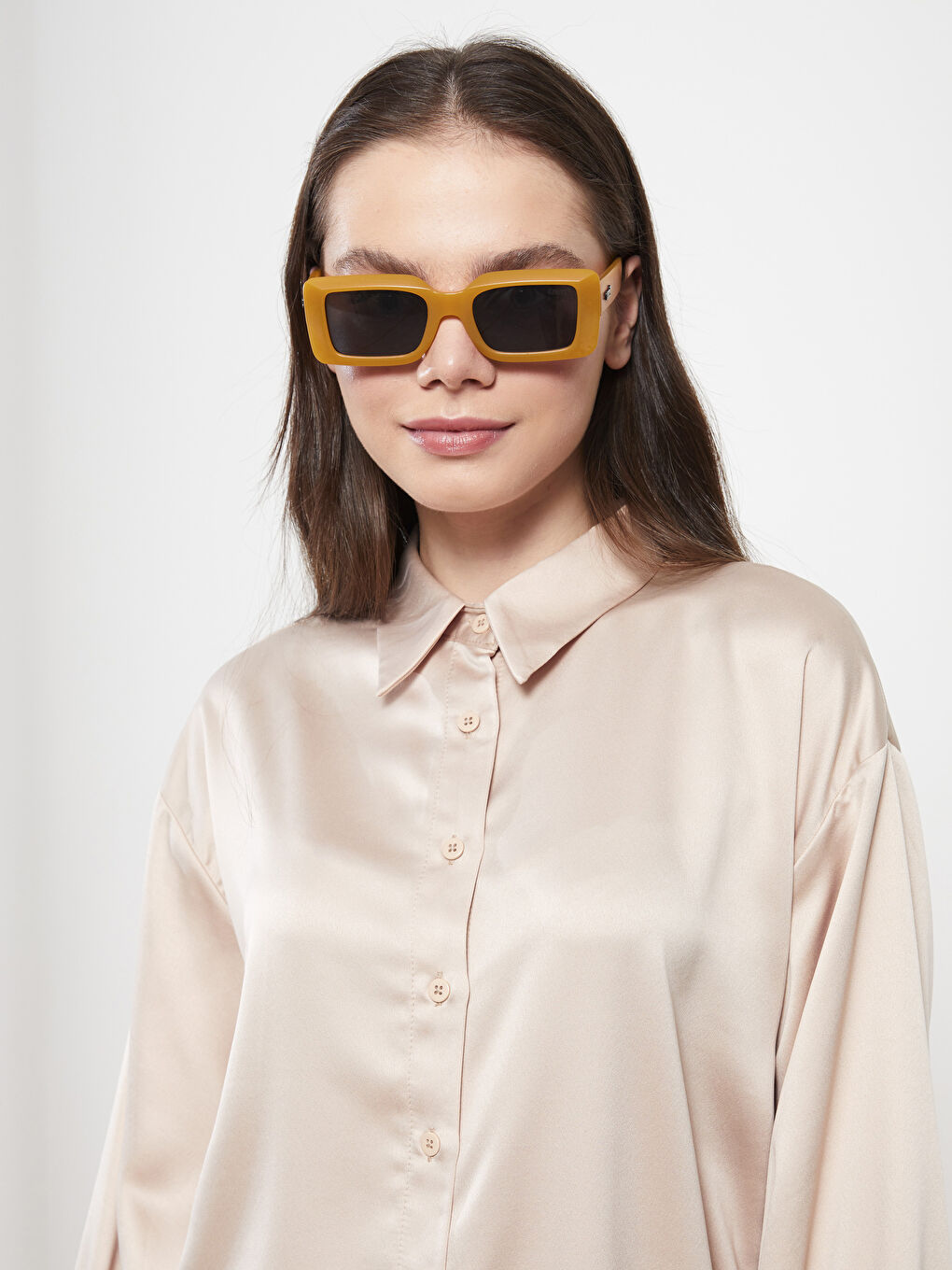 Bej Düz Uzun Kollu Saten Kadın Gömlek Tunik-1