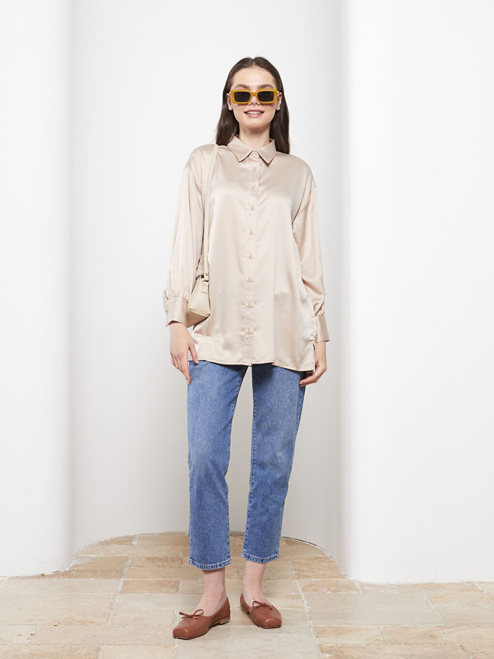Bej Düz Uzun Kollu Saten Kadın Gömlek Tunik-2