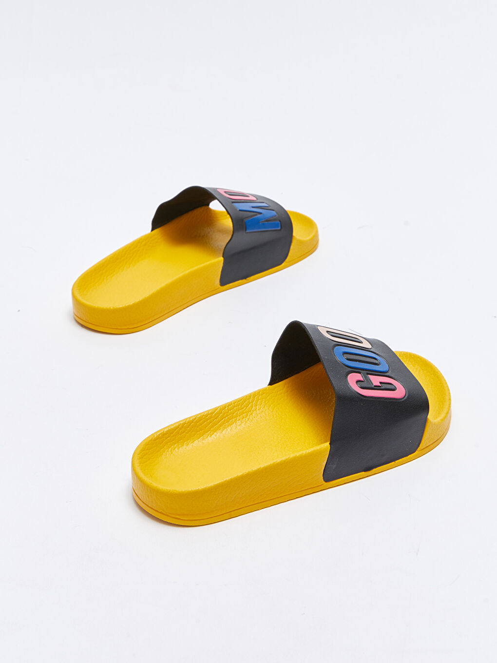 Sarı Yazı Baskılı Tek Bantlı Erkek Çocuk Terlik-4