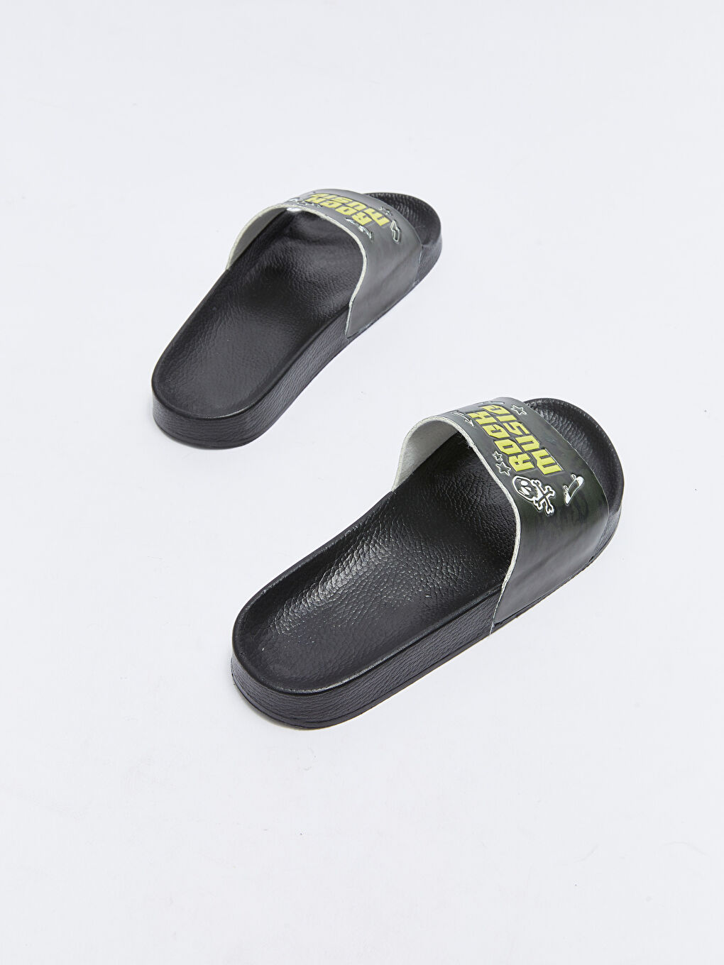 Siyah Baskılı Tek Bantlı Erkek Çocuk Terlik-4