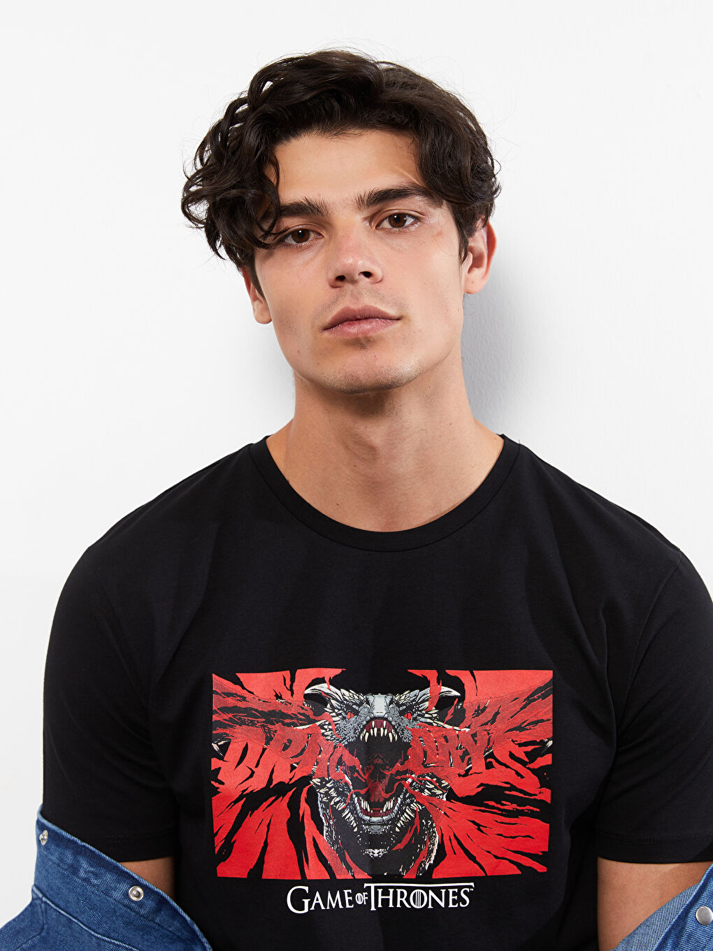 Siyah Bisiklet Yaka Kısa Kollu Game of Thrones Baskılı Penye Erkek Tişört-1