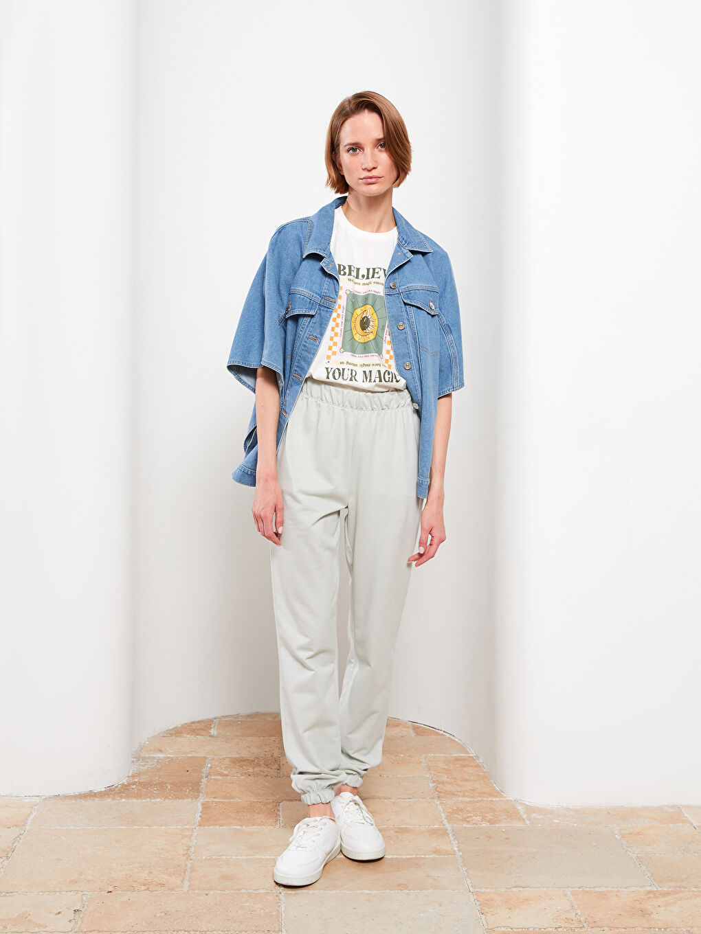 Pantalons de survêtement jogger unis à taille élastiquée pour Femmes-1