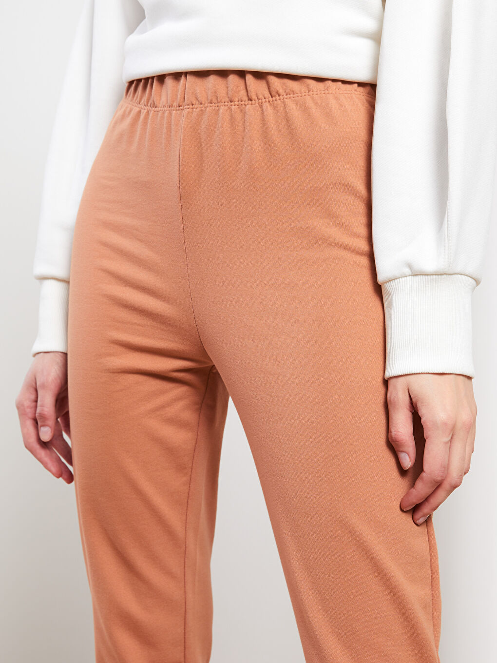 Women's Elasticated Waist Plain Jogger Sweatpants-2