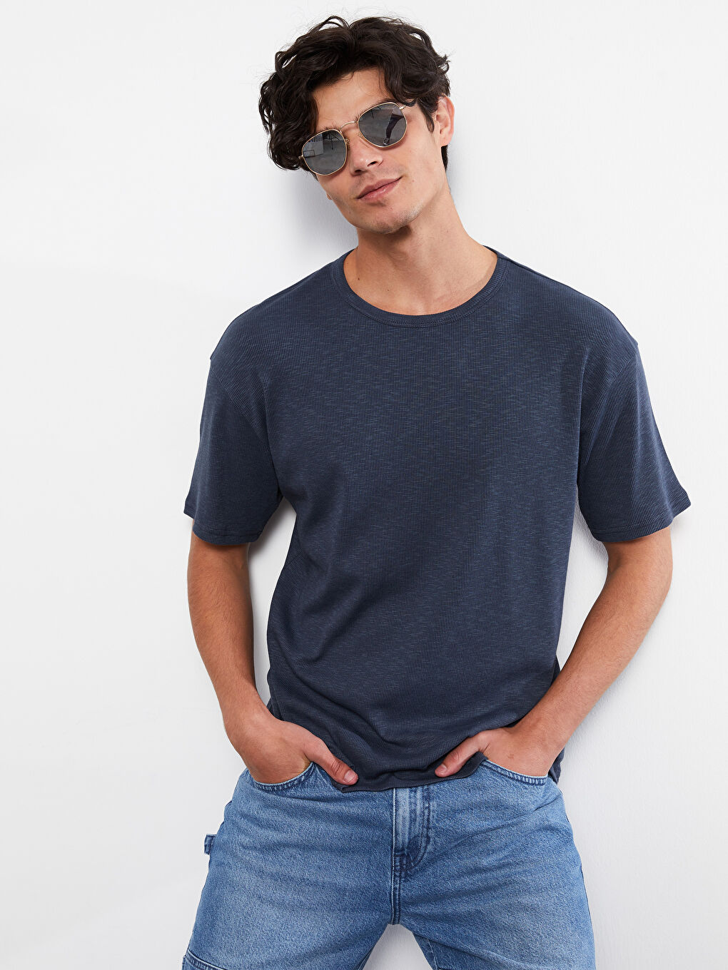 T-shirt à Manches Courtes pour Hommes avec Col Rond-1