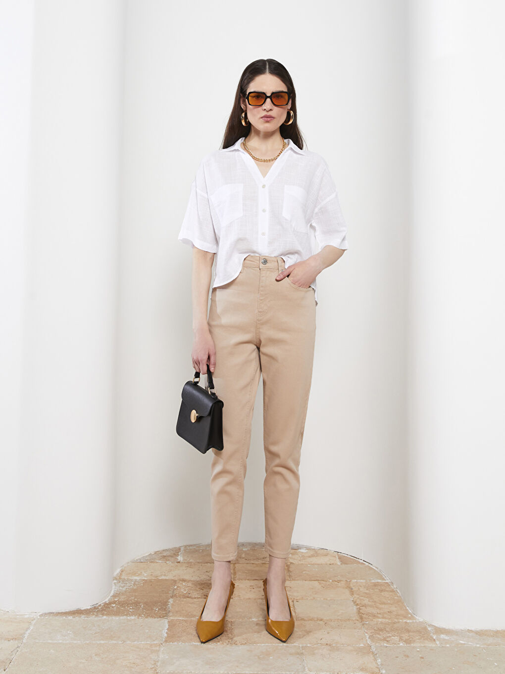 Standard Fit Regular Pocket Detailed Women's Denim Trousers-1