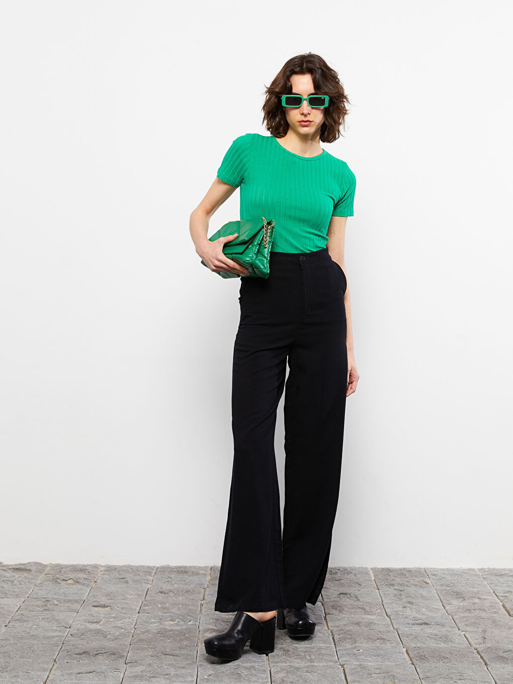 Comfortable Fit Straight Pocket Detailed Linen Women's Trousers