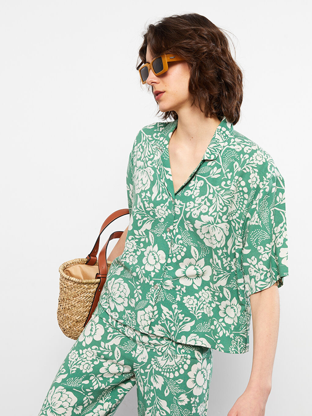 Front Button Closure Floral Short Sleeve Linen Women's Shirt-1