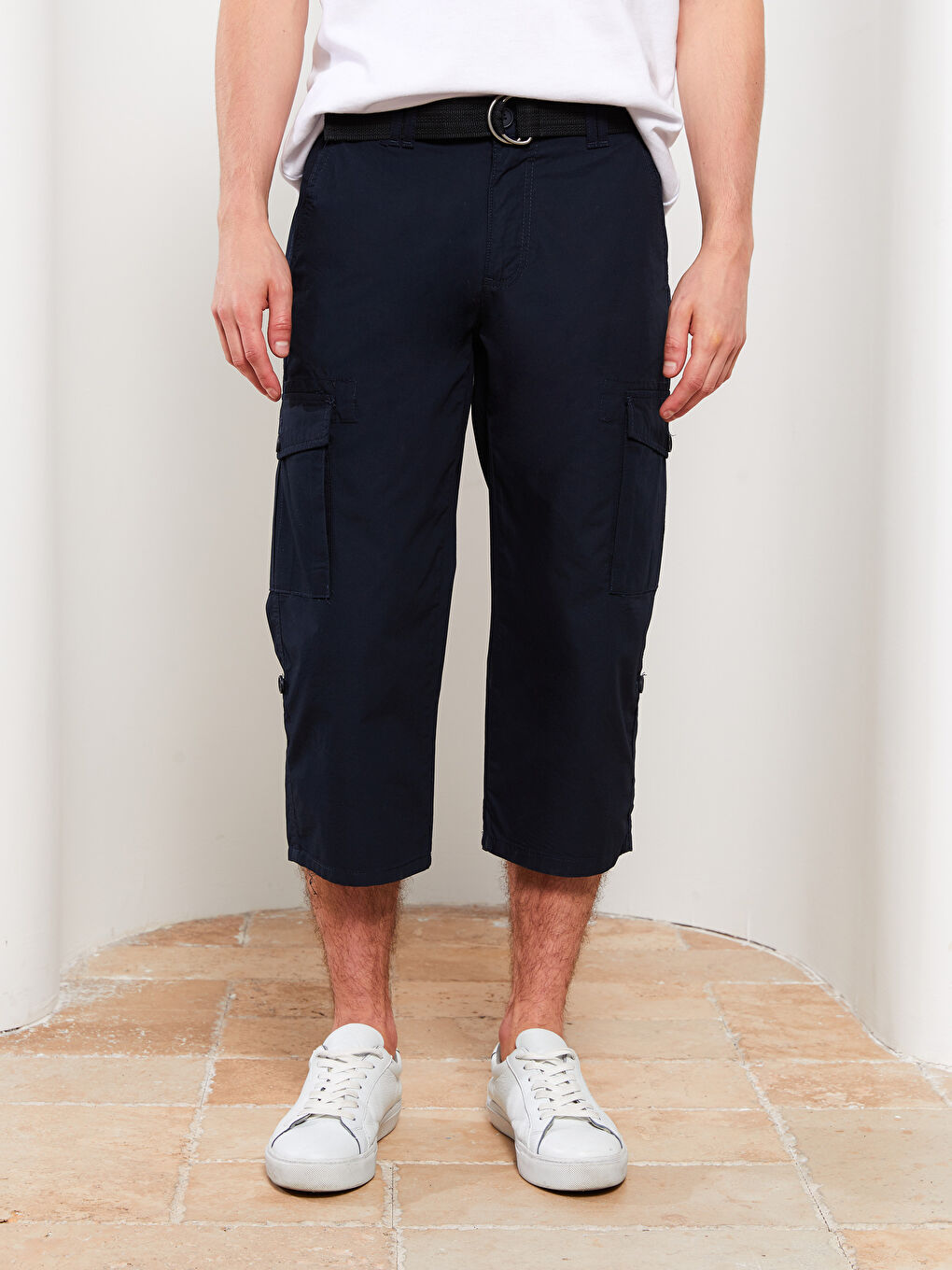 Lacivert Standart Kalıp Kemerli Erkek Roller Şort-2